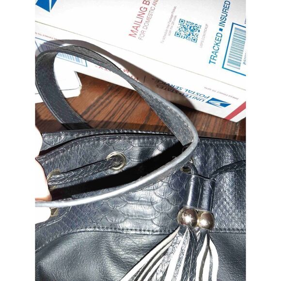 Apt 9 Kohls Black Hobo Purse Handbag Bag Satchel Adjustable Shoulder Strap - Picture 10 of 10